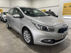 2013 Kia Ceed 1.4 Crdi Ecodynamics 1 in Silver — image 3