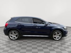 2016 Mercedes-Benz Gla 2.0 Gla250 Amg Line SUV 5dr Petrol 7g-Dct 4matic Euro 6 (s/s) (211 Ps) in Blue — image 6