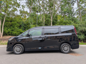2020 Toyota Noah 1.8 Self-Charging Hybrid Automatic in Black — image 4