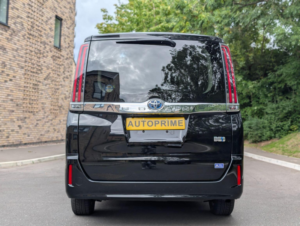 2020 Toyota Noah 1.8 Self-Charging Hybrid Automatic in Black — image 6