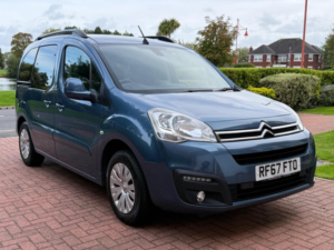 2018 Citroen Berlingo 1.6 Bluehdi Flair Multispace MPV Etg6 Euro 6 (s/s) 5dr in Blue — image 2