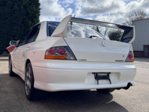 2003 Mitsubishi Lancer 2.0l Turbo Gsr in White — image 4