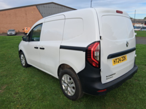 2024 Renault Kangoo 1.5 Dci Blue Energy Ml19 Advance Panel Van 6dr Diesel Manual Mwb Euro 6 (s/s) (95 Ps) in White — image 3