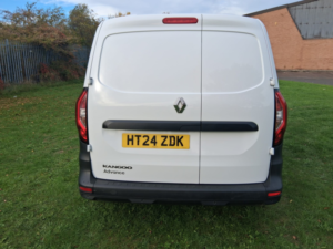 2024 Renault Kangoo 1.5 Dci Blue Energy Ml19 Advance Panel Van 6dr Diesel Manual Mwb Euro 6 (s/s) (95 Ps) in White — image 4