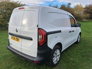 2024 Renault Kangoo 1.5 Dci Blue Energy Ml19 Advance Panel Van 6dr Diesel Manual Mwb Euro 6 (s/s) (95 Ps) in White — image 5