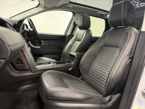 2017 Land Rover Discovery Sport 2.0 Td4 Hse Dynamic Lux Auto in White — image 3
