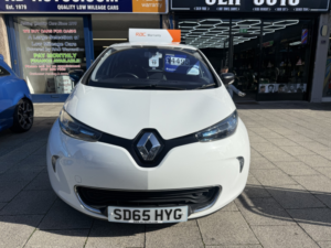 2015 Renault Zoe Dynamique Intens in White — image 2