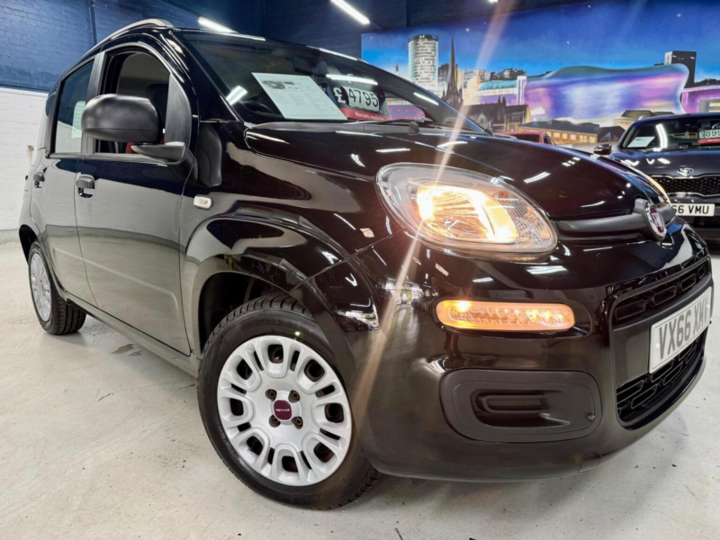 2016 Fiat Panda 1.2 Easy Euro 6 5dr in Black — image 1