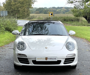 2010 Porsche 911 3.8 997 4s in White — image 3