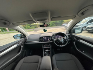 2024 Skoda Karoq 2.0 Tdi Se Drive DSG Euro 6 (s/s) 5dr in Grey — image 2