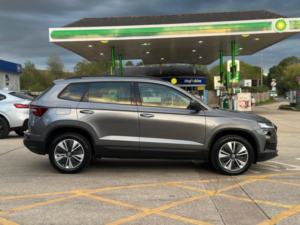 2024 Skoda Karoq 2.0 Tdi Se Drive DSG Euro 6 (s/s) 5dr in Grey — image 4