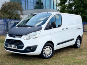 2016 Ford Transit Custom 2.2 Tdci 290 Trend L1 H1 5dr in White — image 5