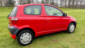 2001 Toyota Yaris 1.0 Vvt-I 16v Gs 3dr in Red — image 6
