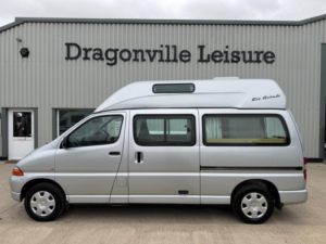 2006 Toyota Hiace