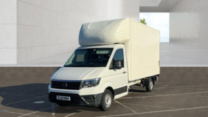 2021 Volkswagen Crafter 2.0 Tdi Cr35 Startline Flat Frame Chassis Cab Fwd Lwb Euro 6 (s/s) 2dr (flat Frame) in White — image 2