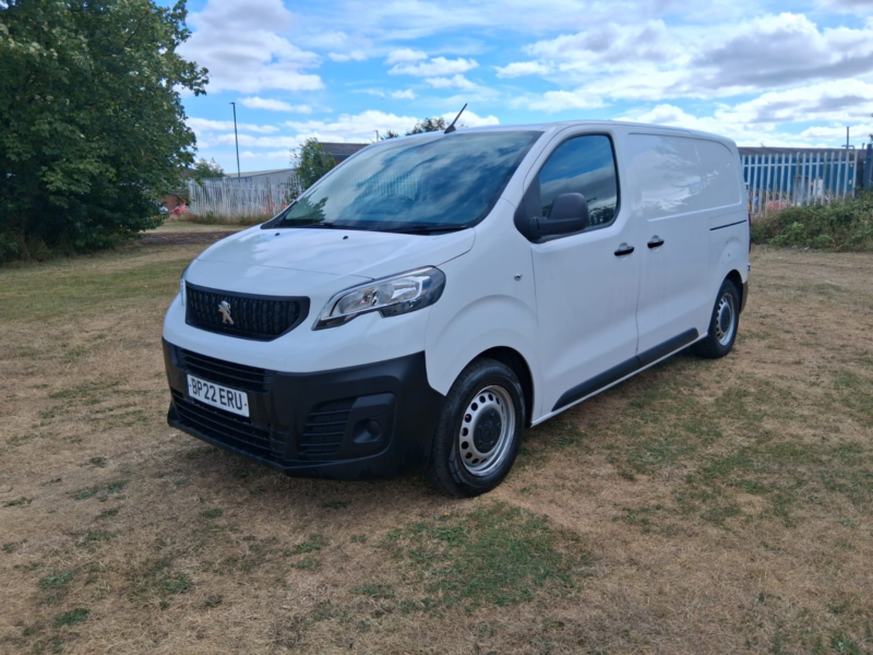 2022 Peugeot Expert 1.5 Bluehdi 1000 Professional Premium Standard Panel Van 6dr Diesel Manual Mwb Euro 6 (s/s) (100 Bhp) in White — image 1