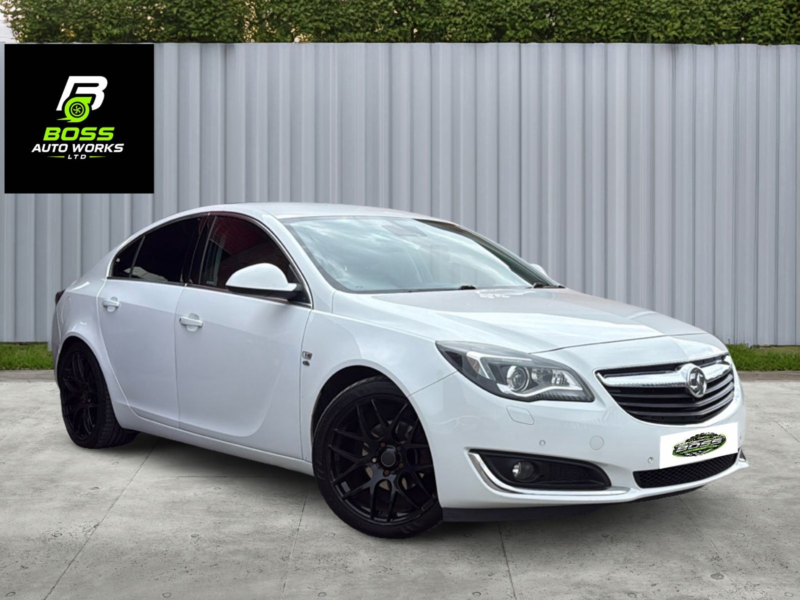 2016 Vauxhall Insignia 2.0 Cdti Ecoflex Elite Nav in White — image 1