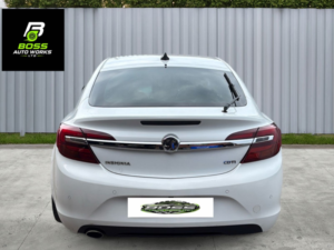 2016 Vauxhall Insignia 2.0 Cdti Ecoflex Elite Nav in White — image 4