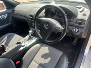 2009 Mercedes-Benz C Class 2.1 C220 Cdi Sport in Silver — image 4