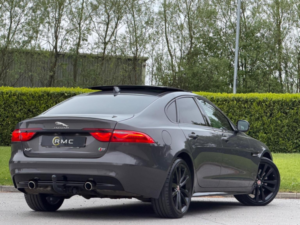 2016 Jaguar Xf 3.0d V6 S Auto Euro 6 (s/s) 4dr in Grey — image 3