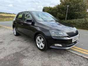 2015 Skoda Fabia Se L Tsi in Black — image 2