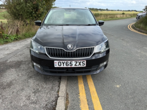 2015 Skoda Fabia Se L Tsi in Black — image 3
