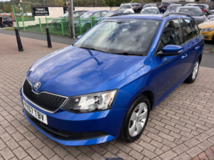 2017 Skoda Fabia 1.0 Tsi Se in Blue — image 2