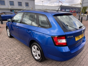 2017 Skoda Fabia 1.0 Tsi Se in Blue — image 3
