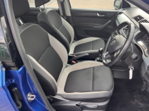 2017 Skoda Fabia 1.0 Tsi Se in Blue — image 5