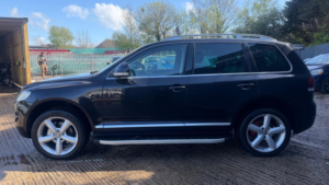 2008 Volkswagen Touareg 3.0 Tdi V6 Altitude 5dr in Black — image 4
