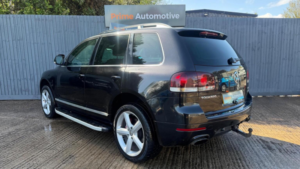2008 Volkswagen Touareg 3.0 Tdi V6 Altitude 5dr in Black — image 5