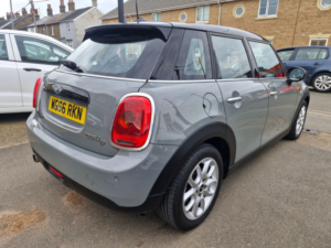 2016 MINI Hatch 1.5 Cooper D Hatchback 5dr Diesel Manual Euro 6 (s/s) (116 Ps) in Grey — image 4