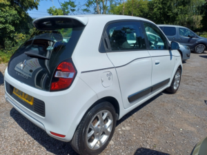 2015 Renault Twingo 1.0 Dynamique Sce 70 Stop & Start in White — image 4