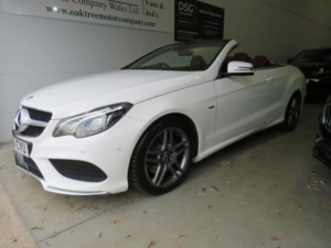 2015 Mercedes-Benz E Class 2.1 E220 Bluetec Amg Line Cabriolet G-Tronic+ Euro 6 (s/s) 2dr in White — image 4