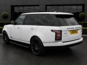 2018 Land Rover Range Rover 3.0 Td V6 Autobiography Auto 4WD Euro 6 (s/s) 5dr in White — image 6
