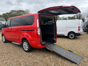 2018 Ford Tourneo Custom Wheelchair Accessible Vehicle Wav 2.0 310 Ecoblue Titanium in Red — image 4
