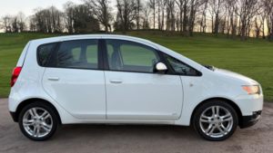 2009 Mitsubishi Colt 1.3 Cz2 Euro 4 5dr in White — image 5