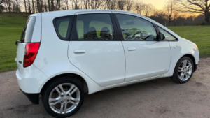 2009 Mitsubishi Colt 1.3 Cz2 Euro 4 5dr in White — image 6