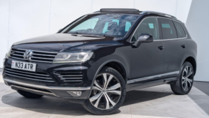 2016 Volkswagen Touareg 3.0 Tdi V6 Bluemotion Tech R-Line Tiptronic 4WD Euro 6 (s/s) 5dr in Black — image 5