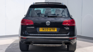 2016 Volkswagen Touareg 3.0 Tdi V6 Bluemotion Tech R-Line Tiptronic 4WD Euro 6 (s/s) 5dr in Black — image 6