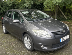 2012 Toyota Auris