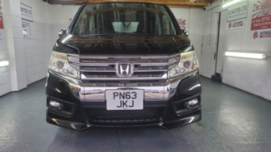 2013 Honda Stepwagon Spada 2.0 Auto 7 Seats in Black — image 5