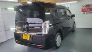 2013 Honda Stepwagon Spada 2.0 Auto 7 Seats in Black — image 6