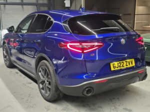 2022 Alfa Romeo Stelvio 2.0 2.0 Turbo Petrol 200hp AWD Sprint in Blue — image 5