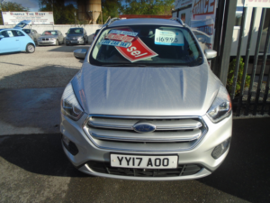 2017 Ford Kuga 1.5 Tdci Titanium SUV 5dr Diesel Manual Euro 6 (s/s) (120 Ps) in Silver — image 2