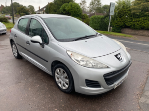 2009 Peugeot 207 Urban 1.4 8v 5 Door **1 Previous Owner** in Silver — image 2