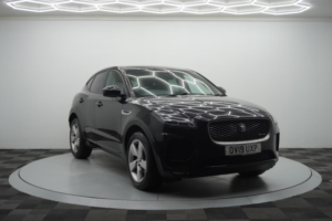 2019 Jaguar E-Pace 2.0 D180 R-Dynamic Se Auto AWD Euro 6 (s/s) 5dr in Black — image 3