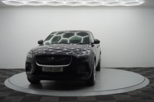 2019 Jaguar E-Pace 2.0 D180 R-Dynamic Se Auto AWD Euro 6 (s/s) 5dr in Black — image 4