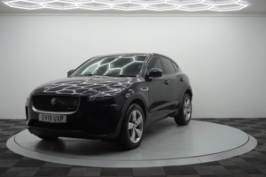 2019 Jaguar E-Pace 2.0 D180 R-Dynamic Se Auto AWD Euro 6 (s/s) 5dr in Black — image 5