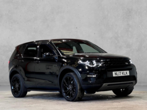 2017 Land Rover Discovery Sport 2.0 Td4 Hse Black Auto 4WD Euro 6 (s/s) 5dr in Black — image 3